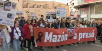 Guerra de cifras en la nueva manifestación contra Mazón por la DANA