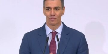 Sánchez posterga dos o tres semanas su explicación sobre Irán y blinda la misión militar frente al Congreso