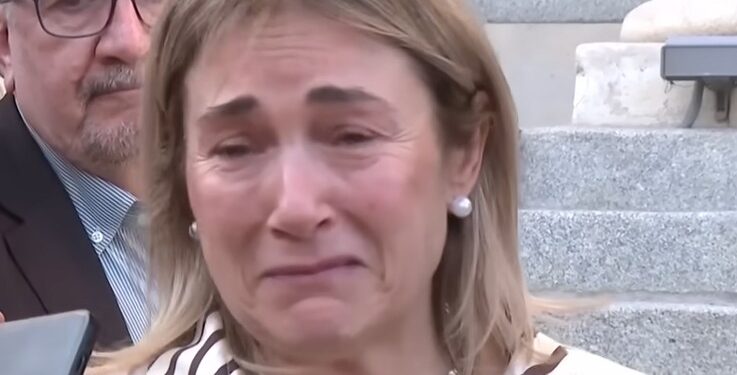 La madre de Marta Calvo tras el 'no' del Congreso: "No pararé hasta que la ley salga adelante" 1 La madre de Marta Calvo tras el 'no' del Congreso: "No pararé hasta que la ley salga adelante"