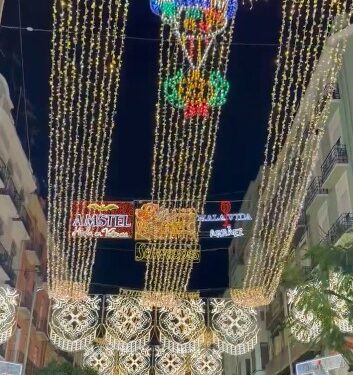 Cuba Puerto Rico vuelve a ganar el Concurso de Calles Iluminadas de Fallas