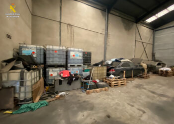 Inspeccionado y clausurado un almacén-desguace clandestino de una empresa rumana en la Ribera Alta