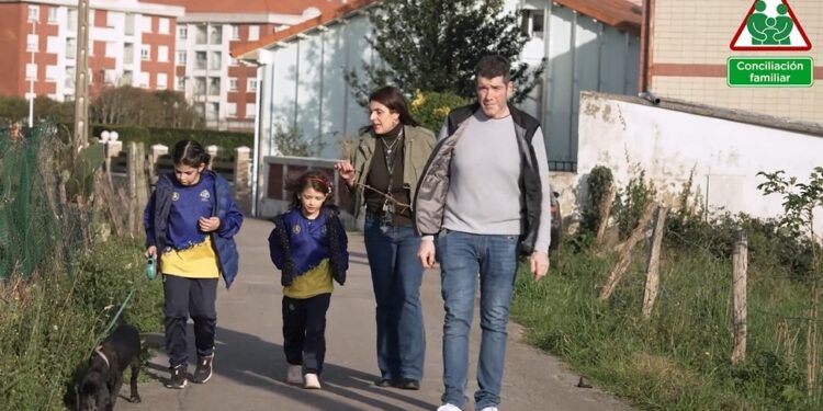 El sobreesfuerzo invisible: las familias de personas con discapacidad exigen un giro radical en la conciliación