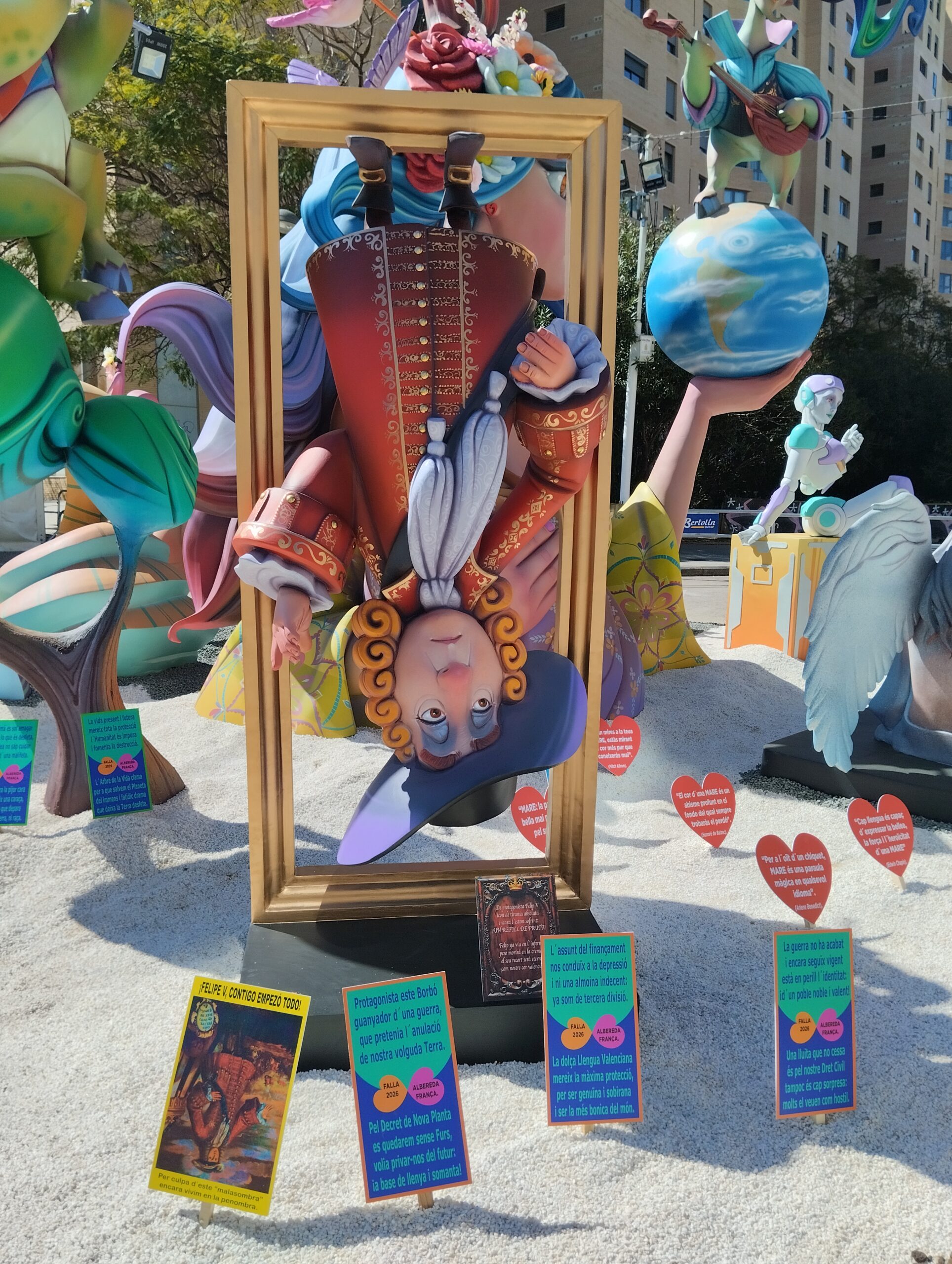 Llistat de premis del Casal Bernat i Baldoví a les Falles de Valéncia 2026 15 HDoSqxyXwAAa4mw scaled