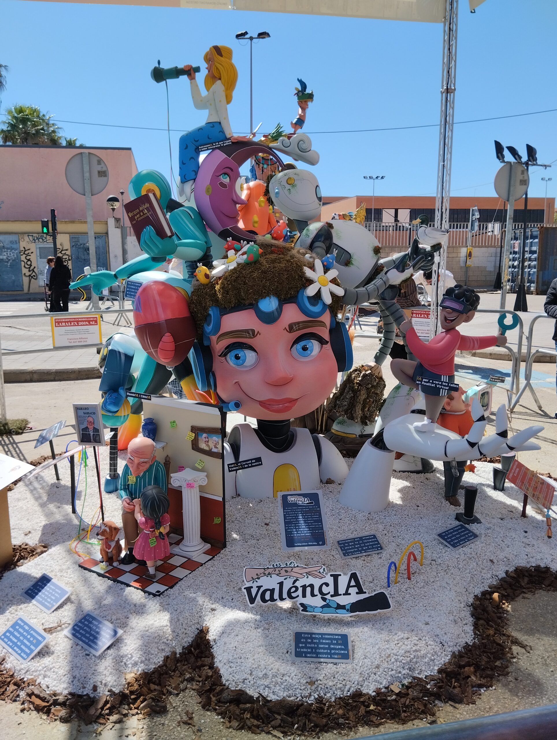 Llistat de premis del Casal Bernat i Baldoví a les Falles de Valéncia 2026 3 HDopPSZWwAAKij5 scaled