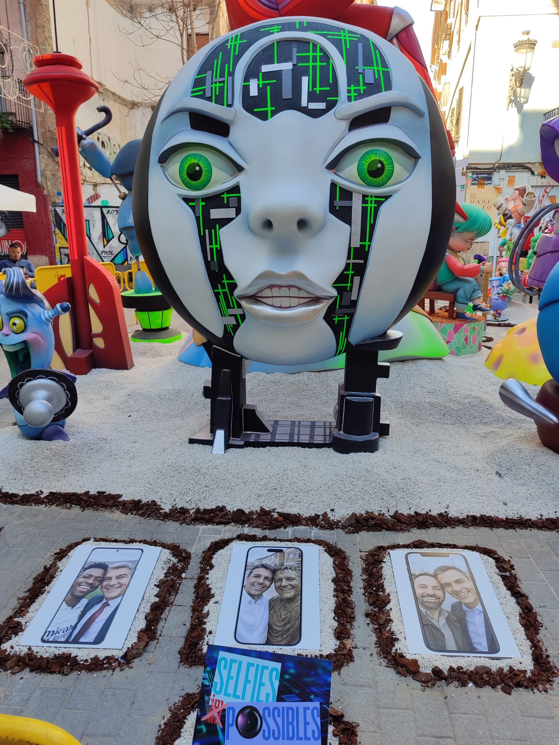 Llistat de premis del Casal Bernat i Baldoví a les Falles de Valéncia 2026 9 HDoqsdAW8AAJ6dv scaled