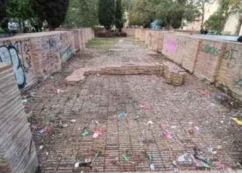 Valencia: carpa, caos y Casal; la ciudad sitiada que olvida su historia