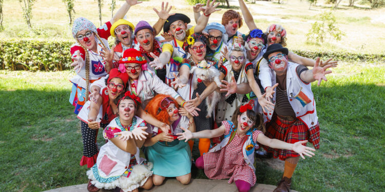 Payasospital transforma el Parque de La Canaleta de Mislata en el ‘Parque de las Sonrisas’ por una causa solidaria