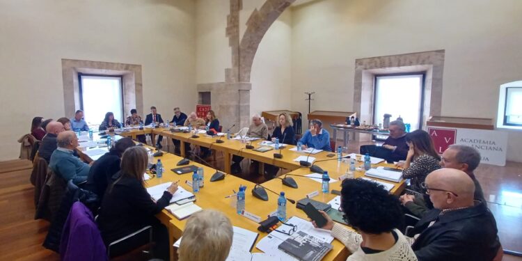 Los nuevos "académicos" de la AVL provienen de filología catalana, editoriales como Bromera y miembros del IEC 1 Los nuevos "académicos" de la AVL provienen de filología catalana, editoriales como Bromera y miembros del IEC