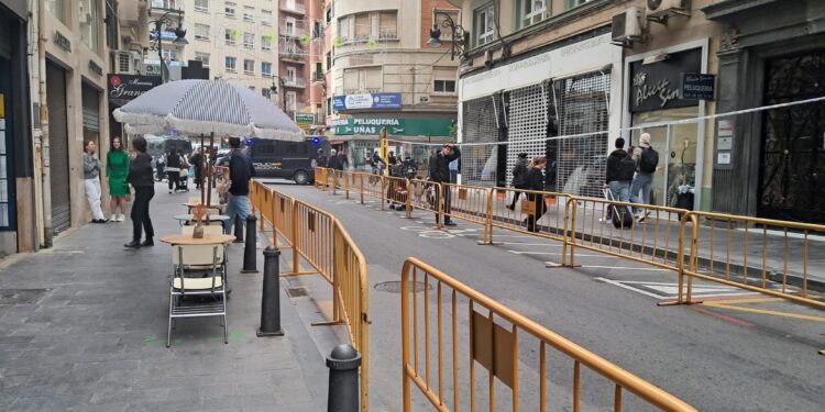 Más de 10.000 personas menos para ver la mascletà con los nuevos protocolos de Catalá