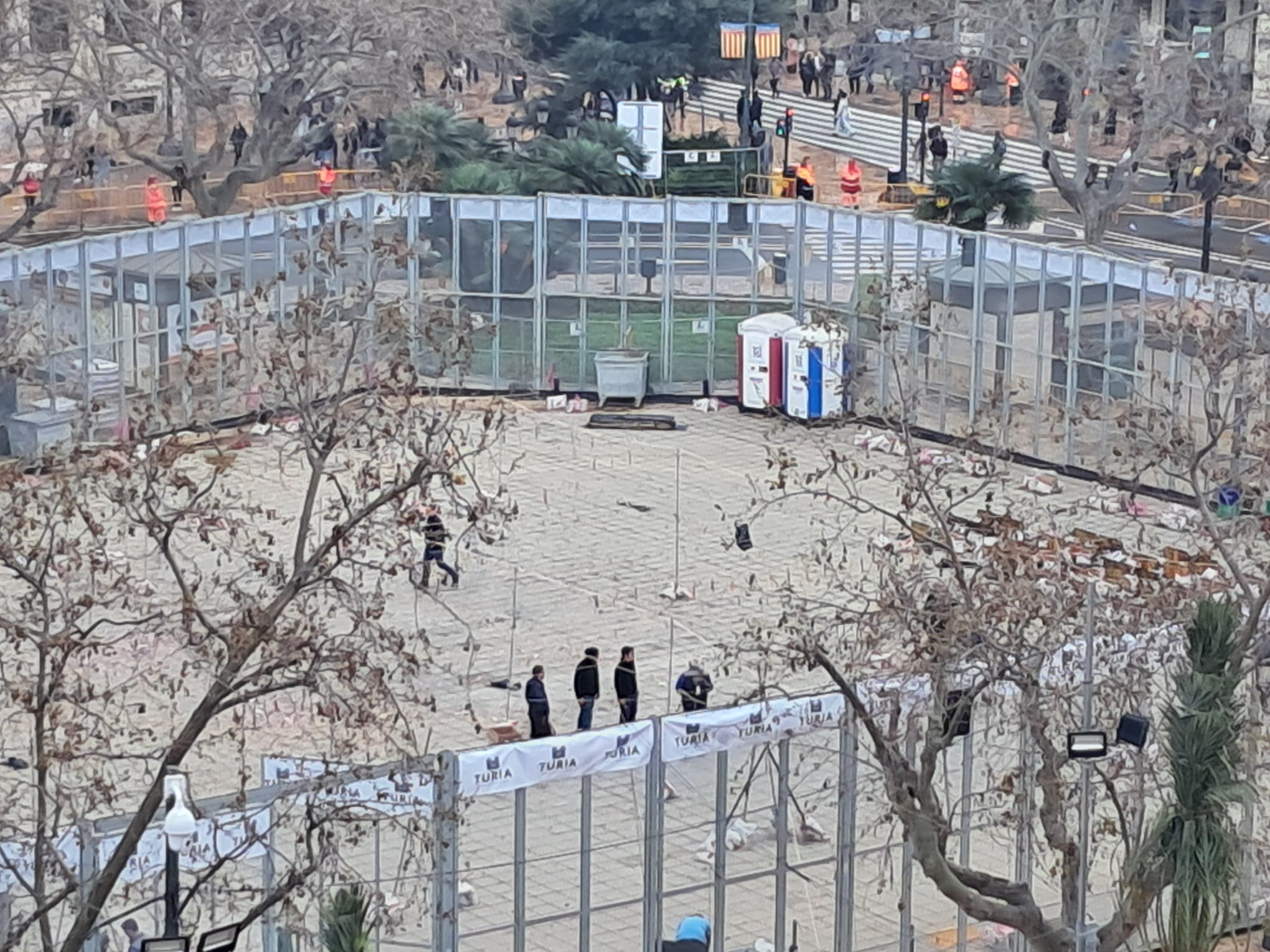 Un 30% de la mascletà se queda sin disparar por estar mojada por la lluvia 3 WhatsApp Image 2026 03 10 at 15.02.18