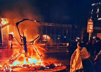 Las fallas infantiles ya son historia en Valencia con la cremà