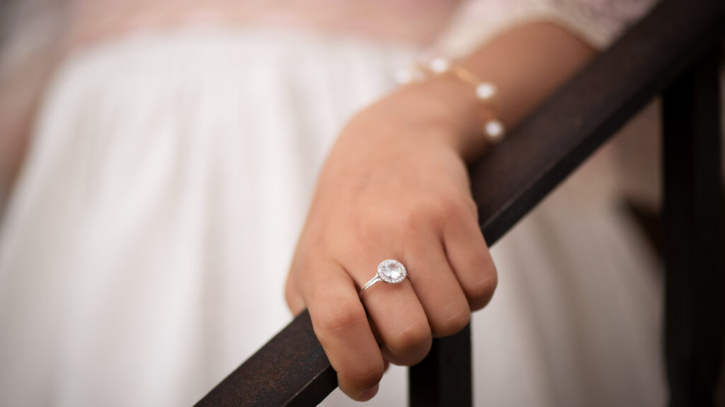 Joyas de oro para regalar en una Comunión: ideas elegantes y con valor para toda la vida 3 cHVibHMzMzkwOTBvcmRlcmltZ3NlbGZzZXJ2aWNlMg