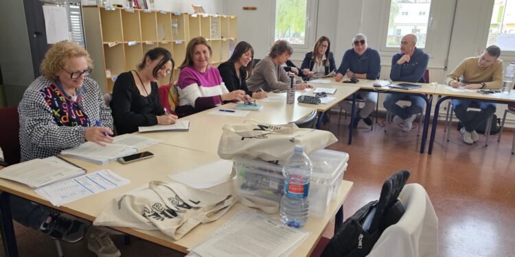 El "semáforo emocional" llega a las aulas de Rafelguaraf para revolucionar la inclusión infantil