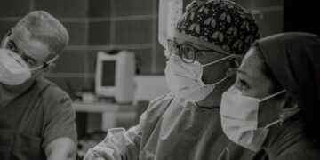 «La primavera es el punto de inflexión»: el Hospital Vithas Valencia Consuelo impulsa el abordaje integral de las deformidades torácicas en adolescentes