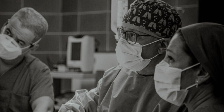 "La primavera es el punto de inflexión": el Hospital Vithas Valencia Consuelo impulsa el abordaje integral de las deformidades torácicas en adolescentes 1 «La primavera es el punto de inflexión»: el Hospital Vithas Valencia Consuelo impulsa el abordaje integral de las deformidades torácicas en adolescentes