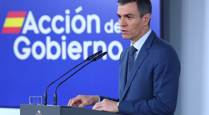 Tras 20 días de Guerra en Irán, el Gobierno aprueba por fin medidas correctoras para los españoles