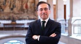 El "Sálvese quien pueda" de los españoles en Oriente Próximo: 30.000 ciudadanos denuncian el vacío del Gobierno 1 El "Sálvese quien pueda" de los españoles en Oriente Próximo: 30.000 ciudadanos denuncian el vacío del Gobierno