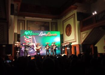 Noelia Zanón conquista Valencia: Un puente de oro y sentimiento entre España y México