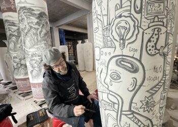 La Bienal de Manises inaugura su nueva edición con una apuesta por el diseño y la innovación en la 'PechaKucha Night'