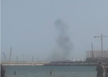 El eco de la metralla en el Puerto: los TEDAX neutralizan una bomba de la Guerra Civil de 50 kilos en Valencia