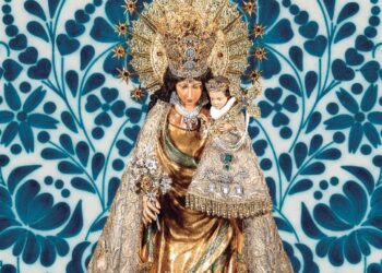 Guía completa de actos y fervor popular de la Mare de Déu dels Desamparats 2026