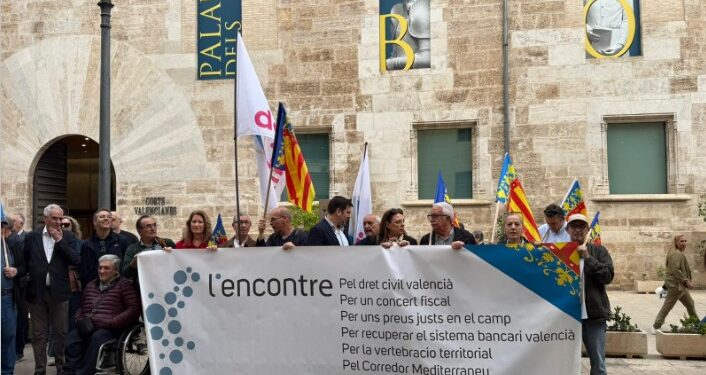 Decidix, present en la concentració pel Dret Civil Valencià