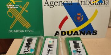 Incautados cuatro kilos de cocaína en el Aeropuerto de Valencia ocultos en un doble fondo