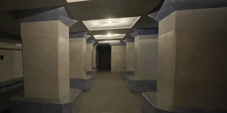 Memoria subterránea: Valencia reabre las entrañas del refugio de Serranos esta Semana Santa 1 Memoria subterránea: Valencia reabre las entrañas del refugio de Serranos esta Semana Santa