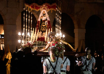 Gandia revive la emoción de ‘Las Últimas Miradas’ en una noche de fe y tradición
