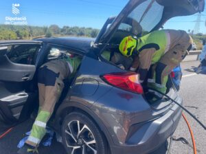 Un aparatoso choque múltiple en la N-340 a su paso por Vilareal deja siete heridos y la vía cortada 4 HE EvwnaIAAwEDi