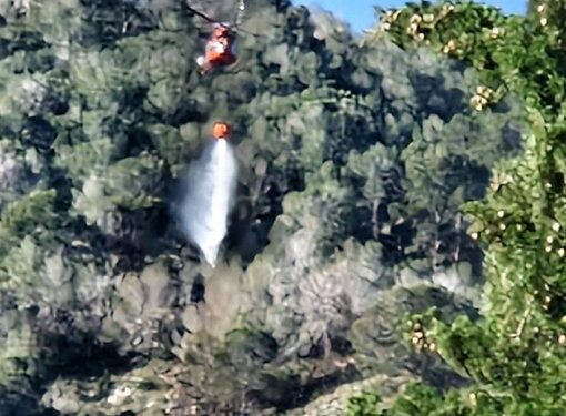 Extinguido el incendio forestal de Orihuela tras una intensa noche de trabajo coordinado 1 Extinguido el incendio forestal de Orihuela tras una intensa noche de trabajo coordinado
