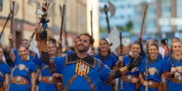 La Diputació de Valéncia blinda la tradición: 300.000 euros para el motor festivo de los Moros y Cristianos