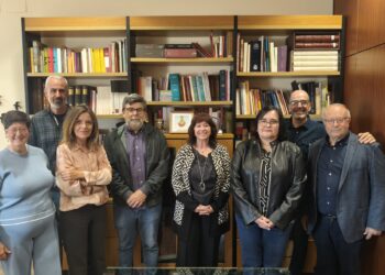 20 años de una loca academia contra los valencianos