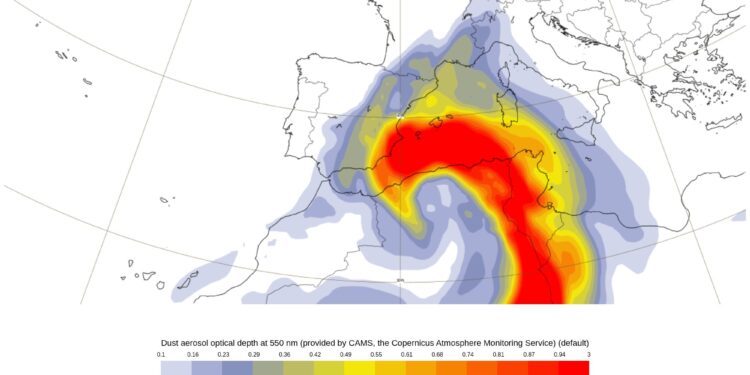 Alerta por «lluvias de barro»: el pico de calima pondrá en jaque la calidad del aire hasta el domingo
