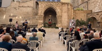 Valencia blinda su legado vicentino: el relevo generacional y la historia protagonizan la puesta de largo del Libro Oficial 2026