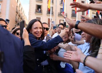 España, dos capitales y dos visiones opuestas de Iberoamérica: Corina Machado en Madrid y Sánchez con líderes de extrema izquierda