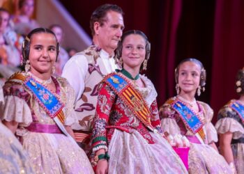 Homenaje a las Falleras Mayores 2026 en Camins al Grau horario lugar y claves del acto 37 Mediana