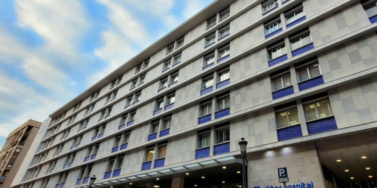 El Hospital Vithas Valencia Consuelo impulsa el uso de radioterapia de baja dosis para el tratamiento del dolor articular