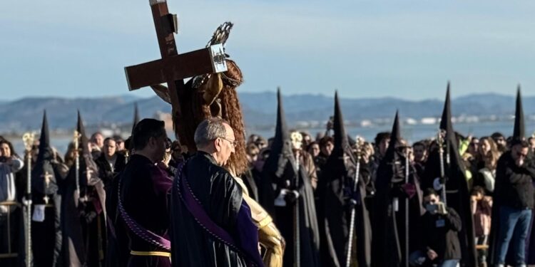 Lo Rat Penat solicita la declaració de la Semana Santa Marinera com a Festa d’Interés Turístic Internacional