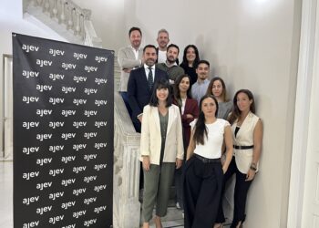 Paz Navarro, reelegida presidenta de AJEV para los próximos tres años: “Las pymes no somos el futuro, somos el presente y necesitamos que se nos escuche”