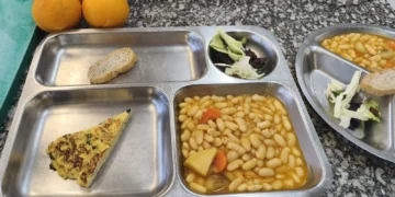 Menus escolares mas saludables Adios a los fritos y a la bolleria industrial en los colegios