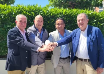 Juan Armiñana recupera los galones: vuelve a la presidencia de una Falla