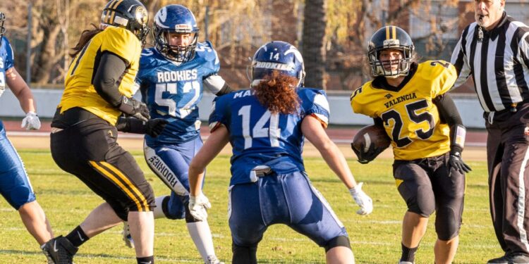 Rookies y Firebats se citan en la gran final de la LNFA Femenina: la Spanish Bowl ya tiene protagonistas