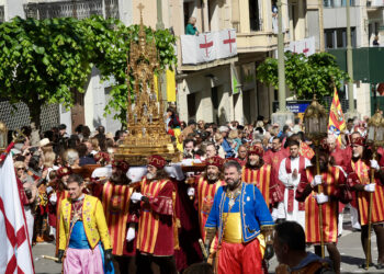 Alcoy se rinde a su Patrón: El Arzobispo preside la Misa Mayor del 750 Aniversario de San Jorge