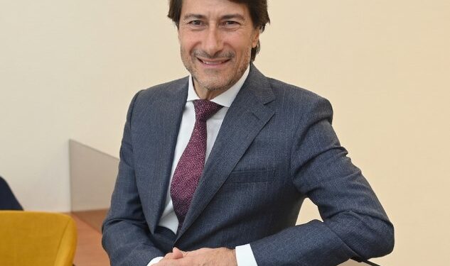 El grupo sanitario Ribera nombra al doctor Víctor Sanz como presidente