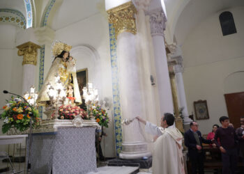 Fe y tradición en Benicalap: La Virgen de los Desamparados protagoniza un fin de semana histórico