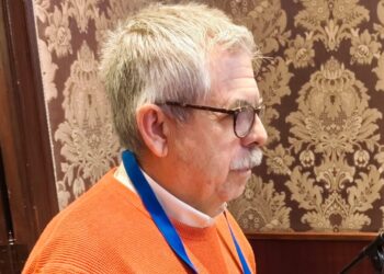 La Federación vecinal interviene en el Pleno del Ayuntamiento para señalar la oportunidad perdida que supone la nueva normativa de apartamentos turísticos que se ha aprobado