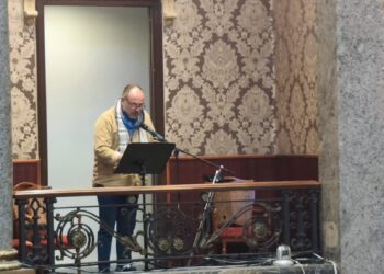 El movimiento vecinal defiende en el Pleno del Ayuntamiento el trabajo y representatividad de las asociaciones vecinales