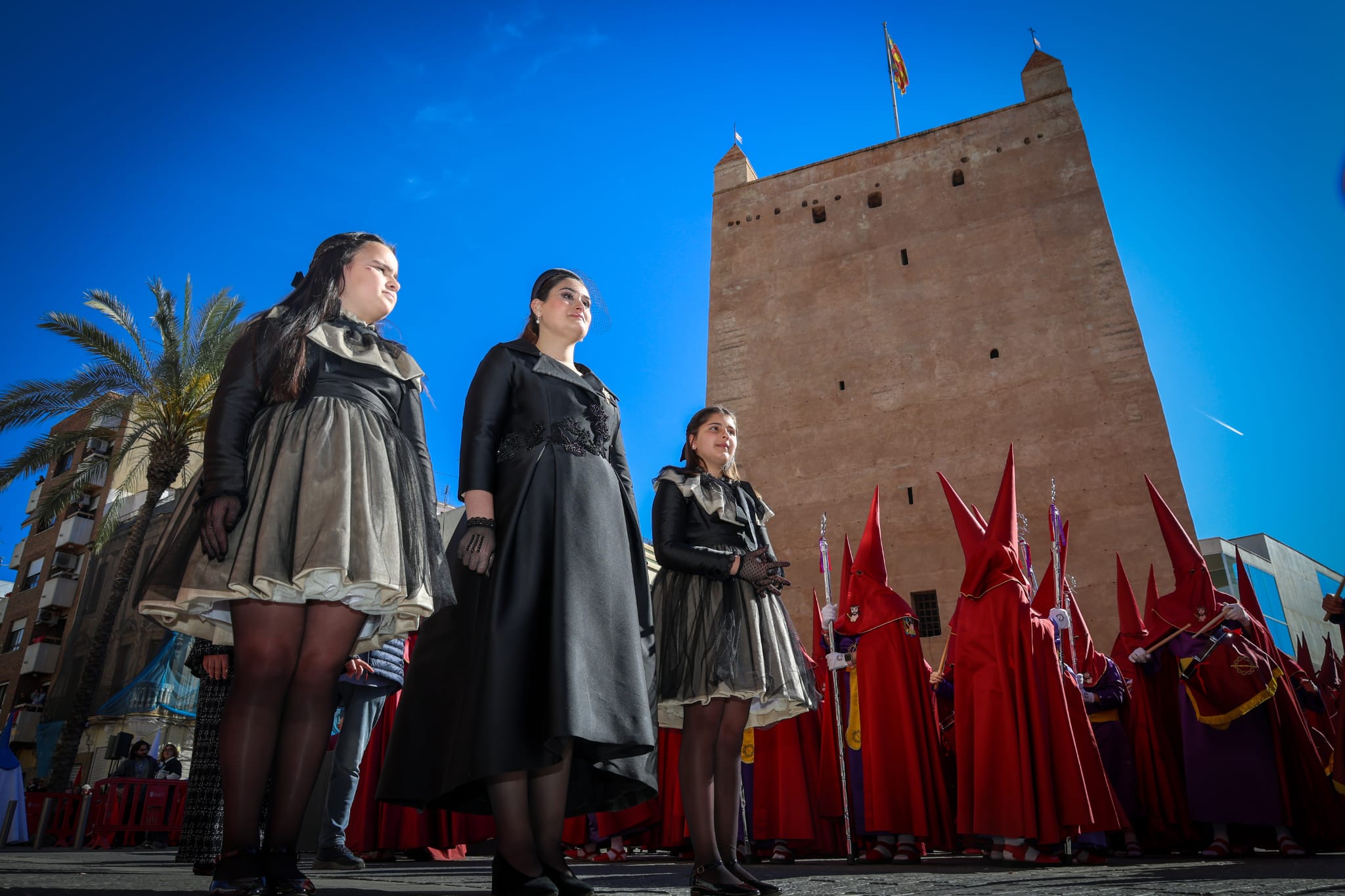La fe inunda las calles: Torrent vive una mañana de devoción con el Encuentro Doloroso y la «Trencà de l’hora» 5 WhatsApp Image 2026 04 03 at 11.18.091