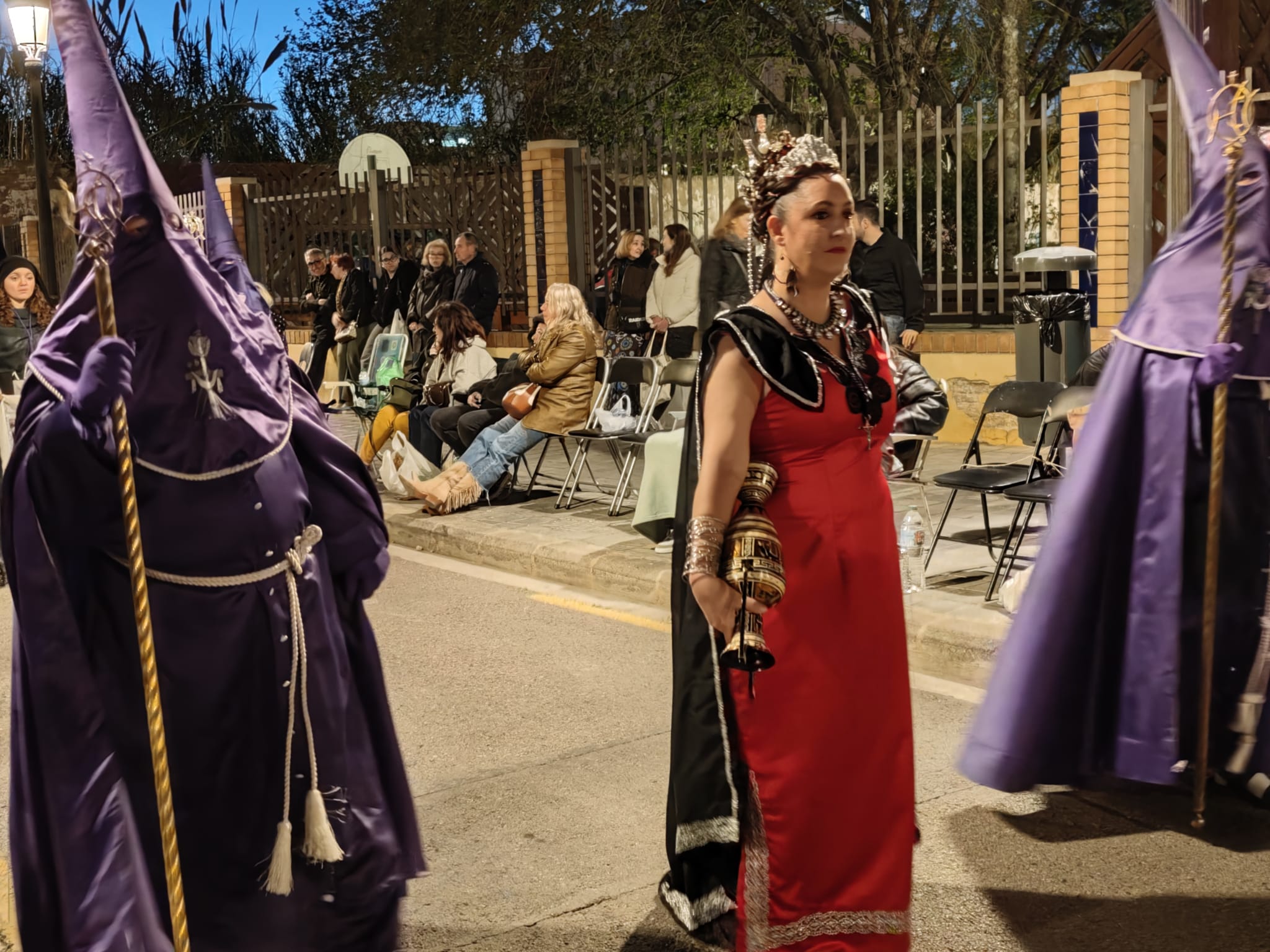 El Marítim se rinde al fervor: El Santo Entierro desborda pasión en la Semana Santa Marinera 8 WhatsApp Image 2026 04 03 at 21.15.111 copia